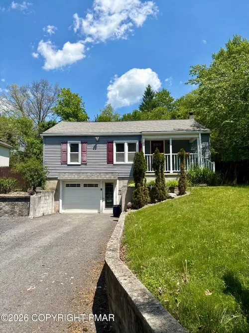 105 Periwinkle Lane – Stroudsburg, PA